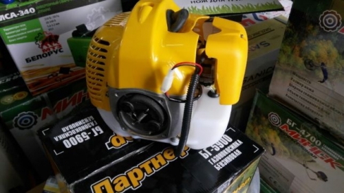 Бензокоса Партнер БГ-5900